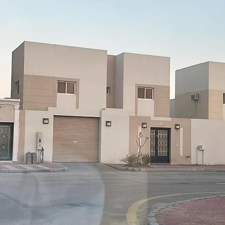 فيلا العزيزيه - الخبر Al-Aziziyah Exterior photo
