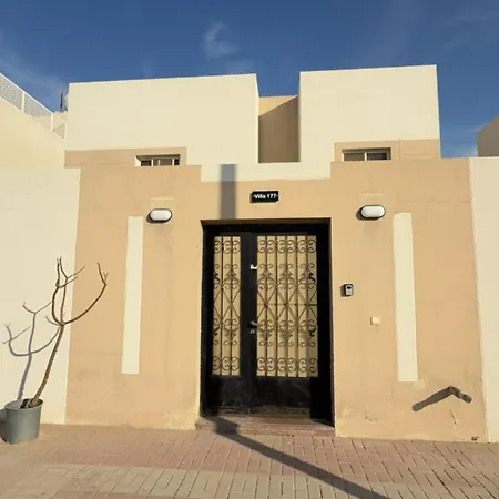 فيلا العزيزيه - الخبر Al-Aziziyah Exterior photo