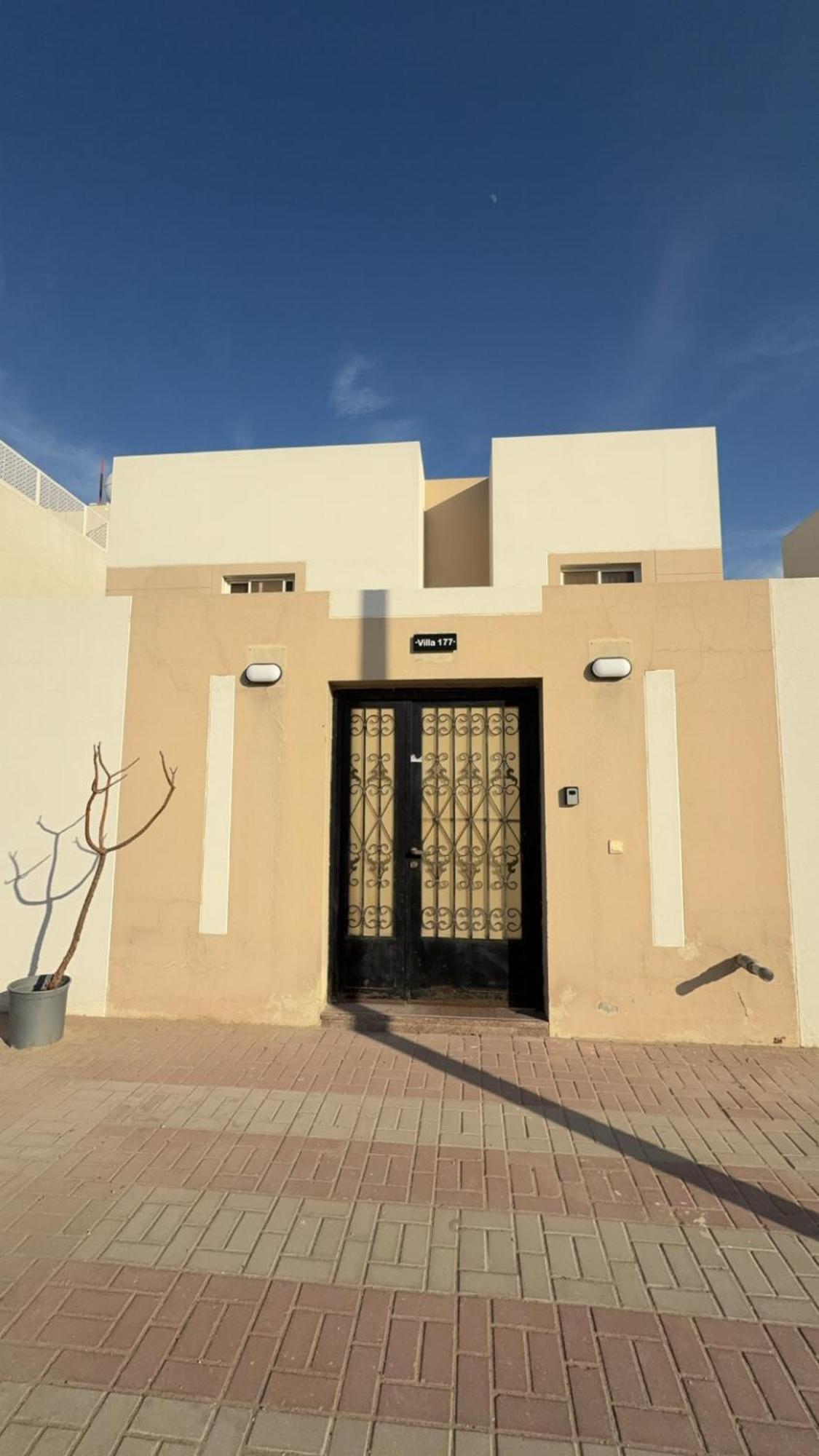 العزيزيه - الخبر